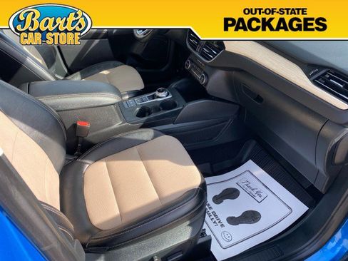 Used 2021 Ford Escape Titanium w/ Titanium Elite Package image 17