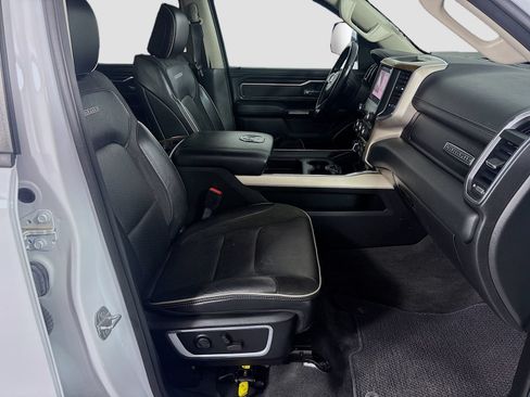 Used 2022 RAM 1500 Laramie AWD/4WD image 27