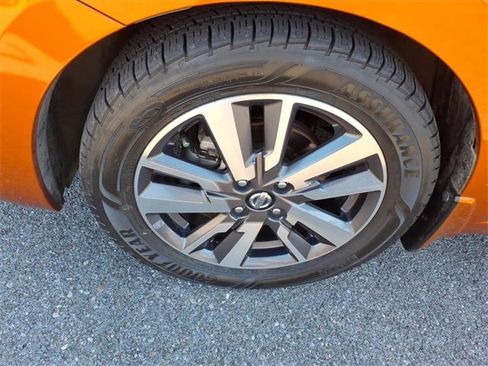 Used 2020 Nissan Versa SV image 14