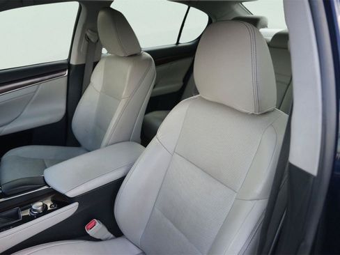 Used 2013 Lexus GS 350 w/ Premium Pkg RWD image 10