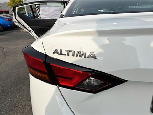 New 2025 Nissan Altima 2.5 S image 12