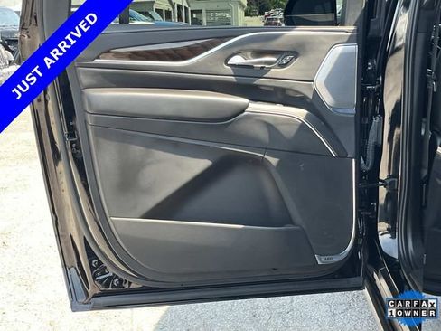 Used 2022 Cadillac Escalade ESV Sport Platinum w/ LPO, ONYX Package AWD/4WD image 21