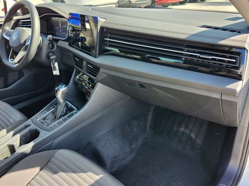 Used 2025 Volkswagen Jetta S image 15