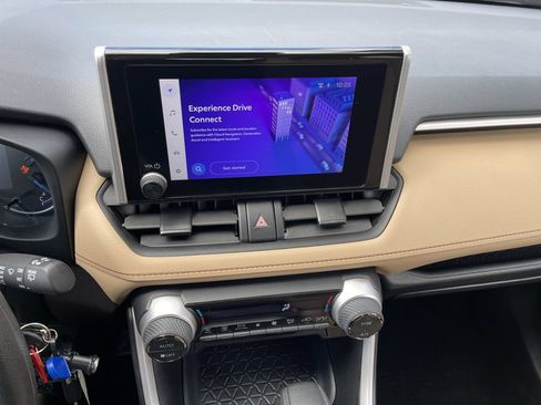 Certified 2025 Toyota RAV4 LE AWD/4WD image 18