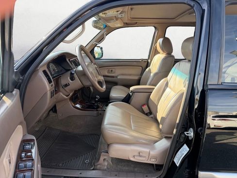 Used 2002 Toyota 4Runner Limited image 12