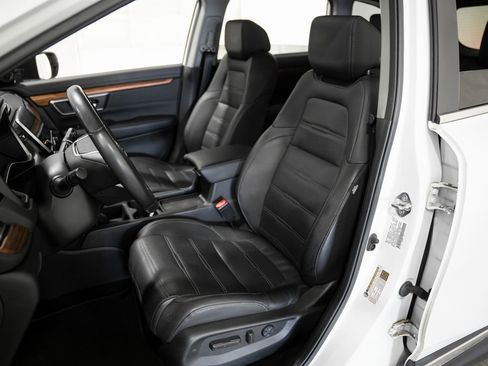 Used 2019 Honda CR-V Touring image 10