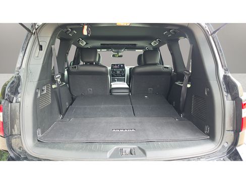 Used 2023 Nissan Armada SL w/ Midnight Edition Package AWD/4WD image 43