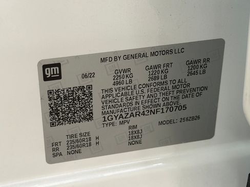 Used 2022 Cadillac XT4 Luxury w/ Cold Weather Package FWD image 25