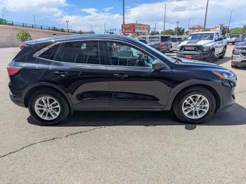 Used 2022 Ford Escape SE w/ Convenience Package AWD/4WD image 6