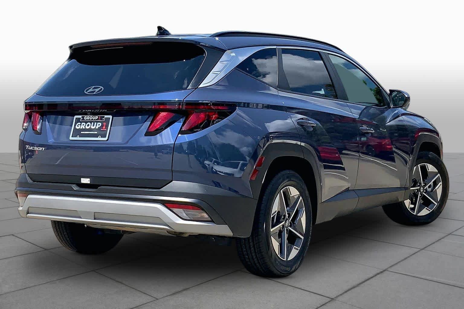 Used 2025 Hyundai Tucson SEL FWD image 12