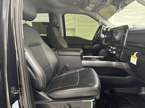 Used 2023 Ford F250 Lariat w/ Lariat Ultimate Package AWD/4WD image 28