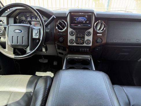 Used 2014 Ford F250 Lariat w/ Chrome Package image 23