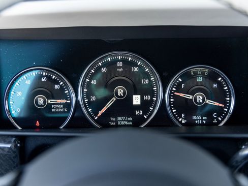 Used 2024 Rolls-Royce Cullinan Black Badge image 31