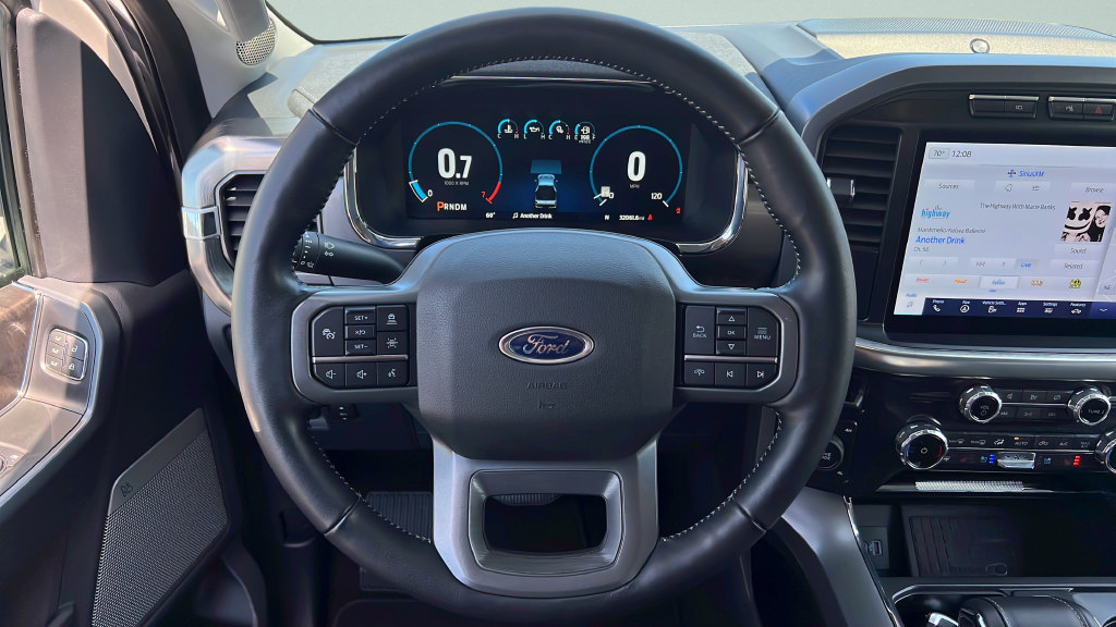 Used 2022 Ford F150 Lariat w/ Equipment Group 502A High AWD/4WD image 16