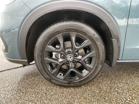 Used 2024 Honda HR-V Sport image 11