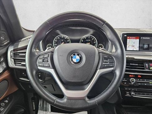 Used 2018 BMW X5 xDrive50i AWD/4WD image 17