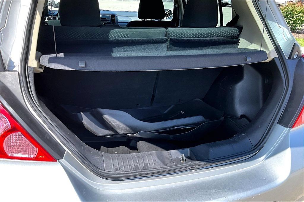Used 2012 Nissan Versa 1.8 S w/ Plus Pkg FWD image 31