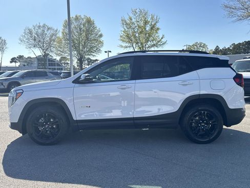 Used 2023 GMC Terrain AT4 w/ Infotainment Package II image 7