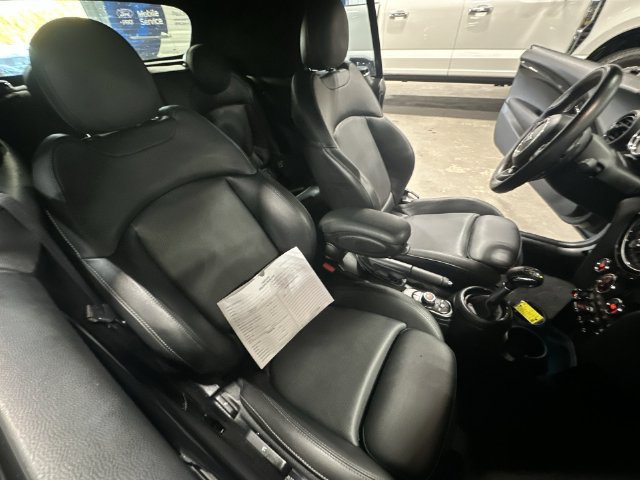 Used 2019 MINI Cooper S w/ Premium Package FWD image 32