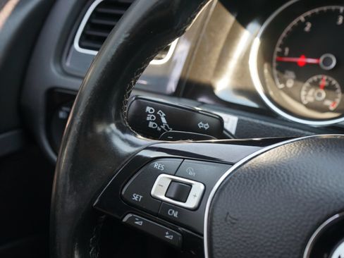 Used 2015 Volkswagen Golf TDI SEL FWD image 24