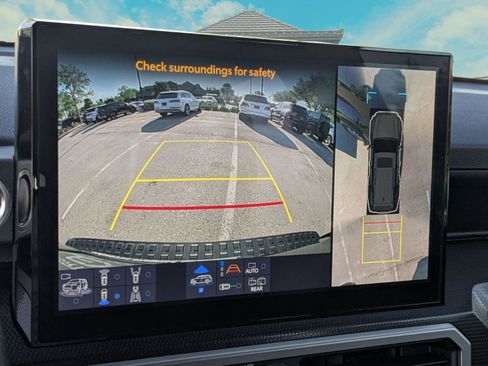 Used 2025 Toyota 4Runner Limited image 13