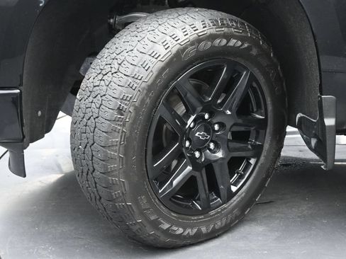 Used 2024 Chevrolet Silverado 1500 RST AWD/4WD image 20