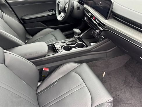 New 2026 Kia K5 EX image 18