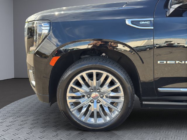 Used 2023 GMC Yukon Denali AWD/4WD image 31