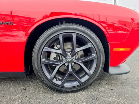 Used 2023 Dodge Challenger R/T w/ Plus Package image 19