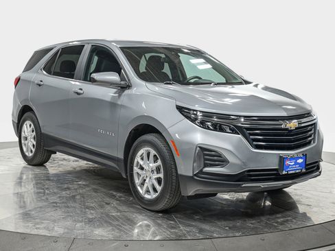 Used 2023 Chevrolet Equinox LT AWD/4WD image 9
