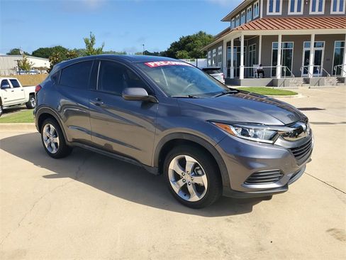 Used 2021 Honda HR-V LX image 7