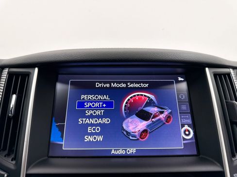 Used 2017 INFINITI Q60 Red Sport 400 image 24