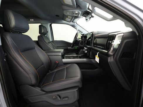 Used 2026 Ford F250 Lariat w/ Tremor Off-Road Package image 11