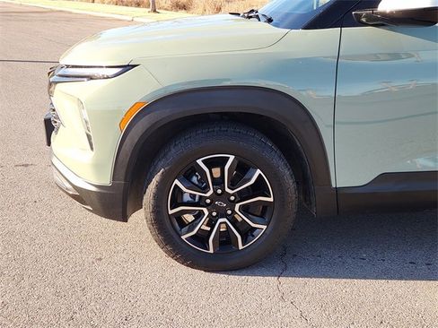 Used 2025 Chevrolet TrailBlazer ACTIV image 8