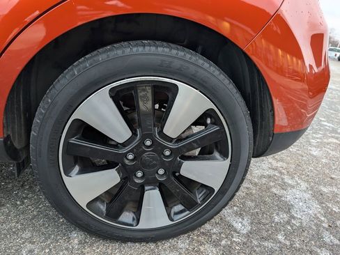 Used 2019 Kia Soul + image 23