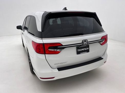 Used 2023 Honda Odyssey EX-L image 8