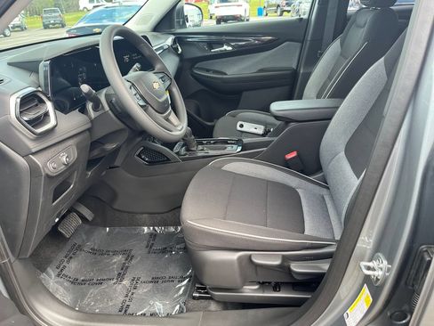 New 2026 Chevrolet TrailBlazer LS w/ LS Convenience Package AWD/4WD image 9