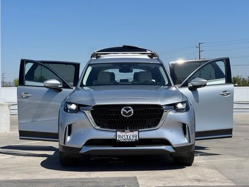 Certified 2024 MAZDA CX-90 Plug-In Hybrid w/ Premium Plus AWD/4WD image 32