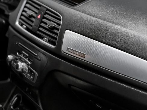 Used 2016 Audi Q3 2.0T Premium Plus w/ Technology Package image 26