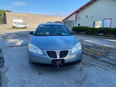 Used 2007 Pontiac G6 GT w/ Premium Package FWD image 8