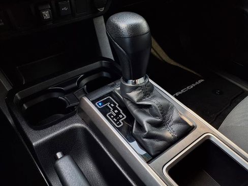 Used 2021 Toyota Tacoma SR5 image 19