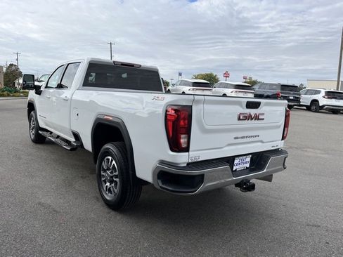 Used 2024 GMC Sierra 3500 SLE w/ SLE Convenience Package image 8