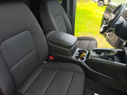 Certified 2024 Chevrolet Colorado LT w/ LT Convenience Package II AWD/4WD image 19