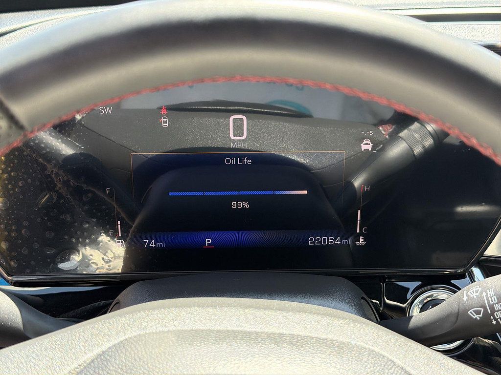 Used 2025 Chevrolet Trax RS w/ Driver Confidence Package FWD image 11