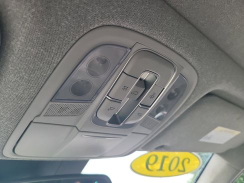 Used 2019 Hyundai Santa Fe Limited FWD image 21