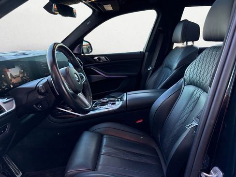 Used 2024 BMW X7 M60i w/ Executive Package image 10