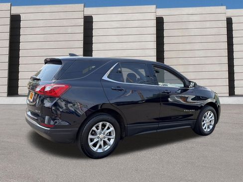 Used 2020 Chevrolet Equinox LT w/ Driver Convenience Package AWD/4WD image 4