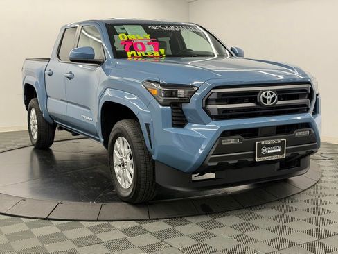 Certified 2026 Toyota Tacoma SR5 RWD image 8