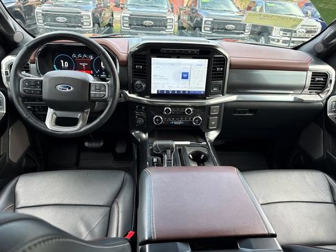 Used 2021 Ford F150 Lariat w/ Equipment Group 502A High AWD/4WD image 6
