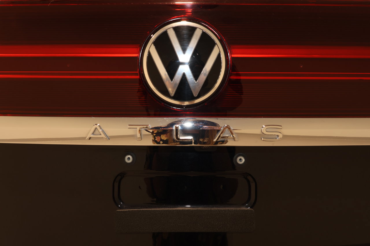 Used 2026 Volkswagen Atlas Cross Sport SE AWD/4WD image 34